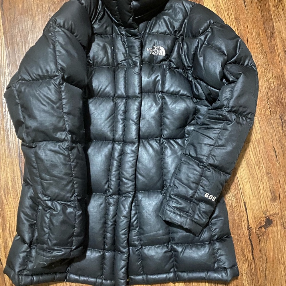 Black north face medium coat